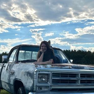 Meet your Posher, Emma